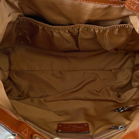 Patricia Nash Floral Tan and Brown Tote with Wallet - Picture 5 of 6